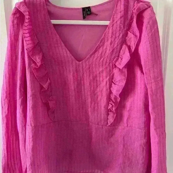 Vero Moda V Neck Frill Top ~ Poppy ~ Large ~ NWOT! - Picture 2 of 6